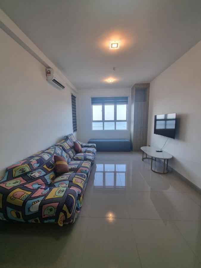 Seaside Haven Homestay Seaview Unit With Pool Opposite Ktcc & Mayang Mall - Pangsapuri Ladang Tanjung 瓜拉丁加奴 外观 照片